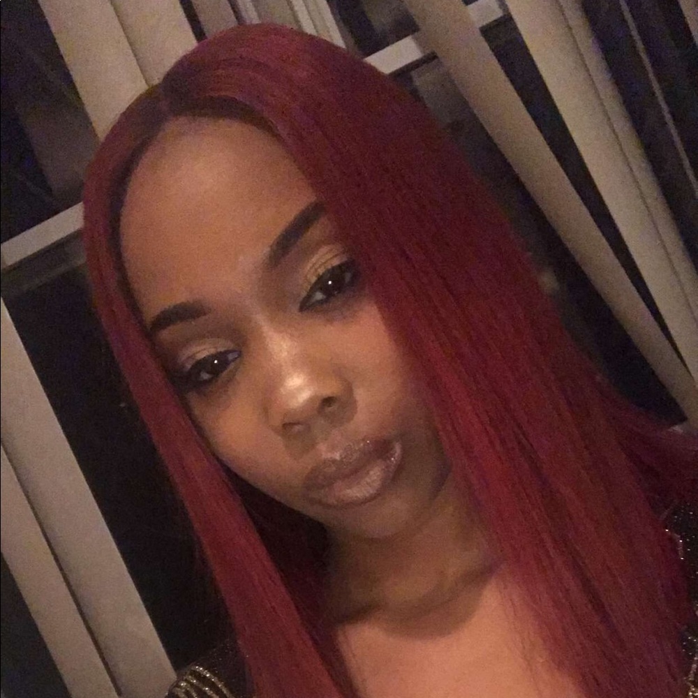 Meet your Posher, Christina